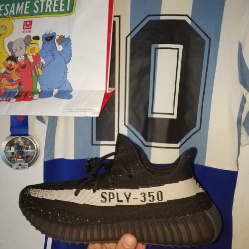 Yeezy Boost 350 V2 Oreo photo review