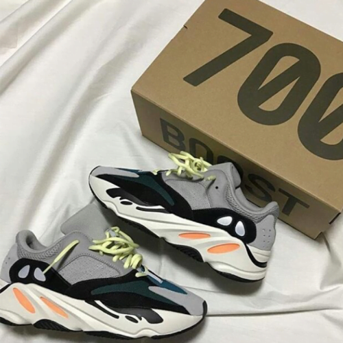 Yeezy Boost 700 Wave Runner sneakers photo review