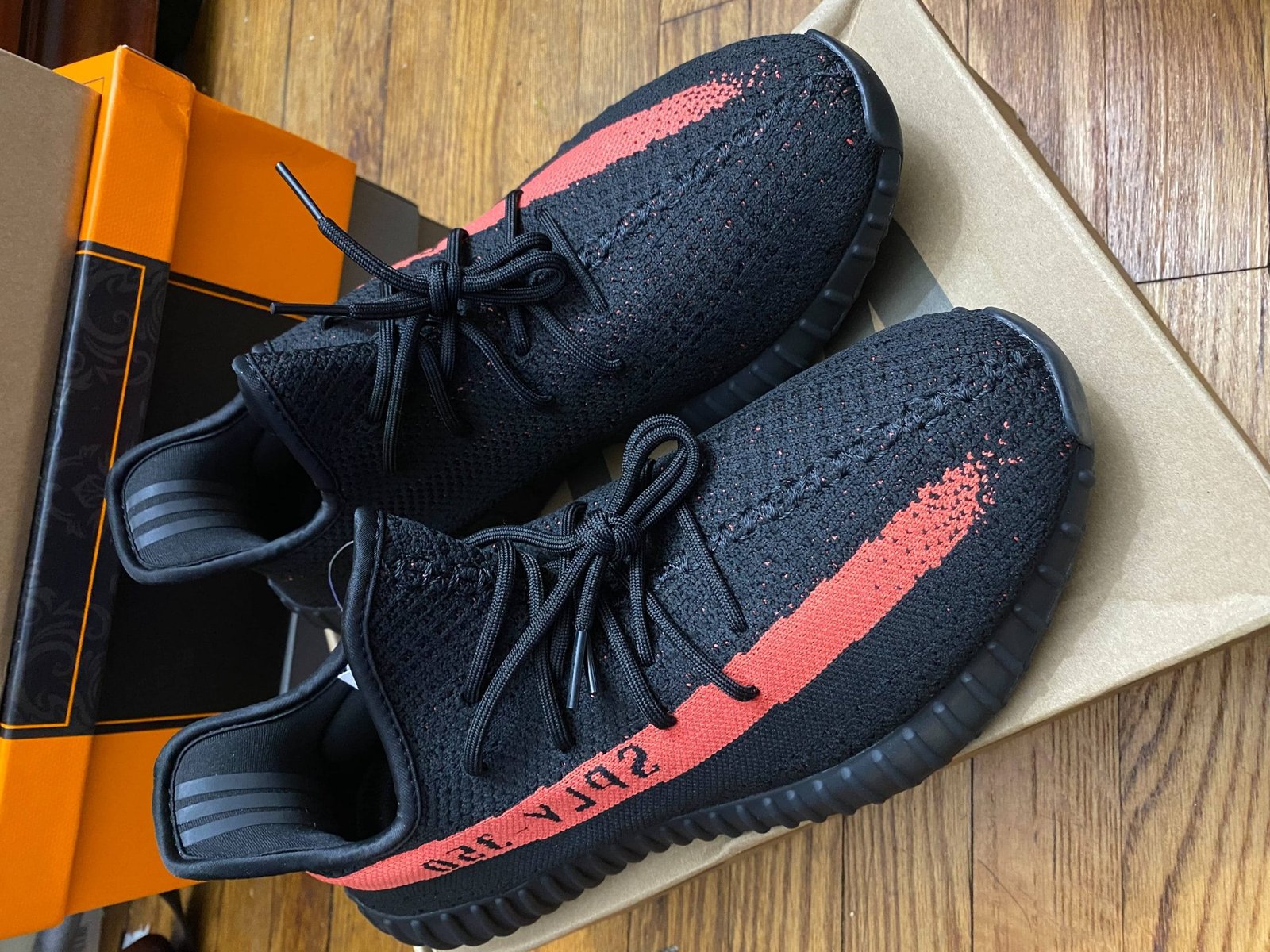 Yeezy  Boost 350 V2 Red photo review