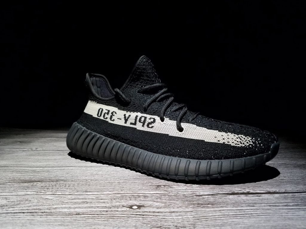 adidas-yeezy-350-boost-v2-black-white-AR1MN-17
