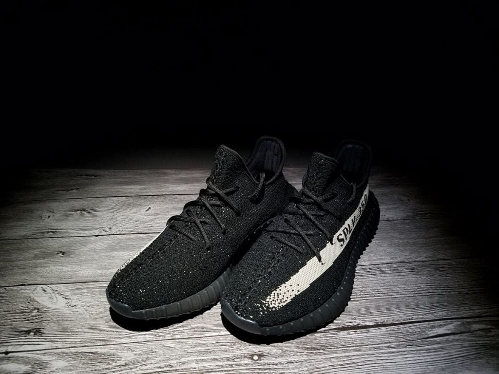 adidas-yeezy-350-boost-v2-black-white-AR1MN-26