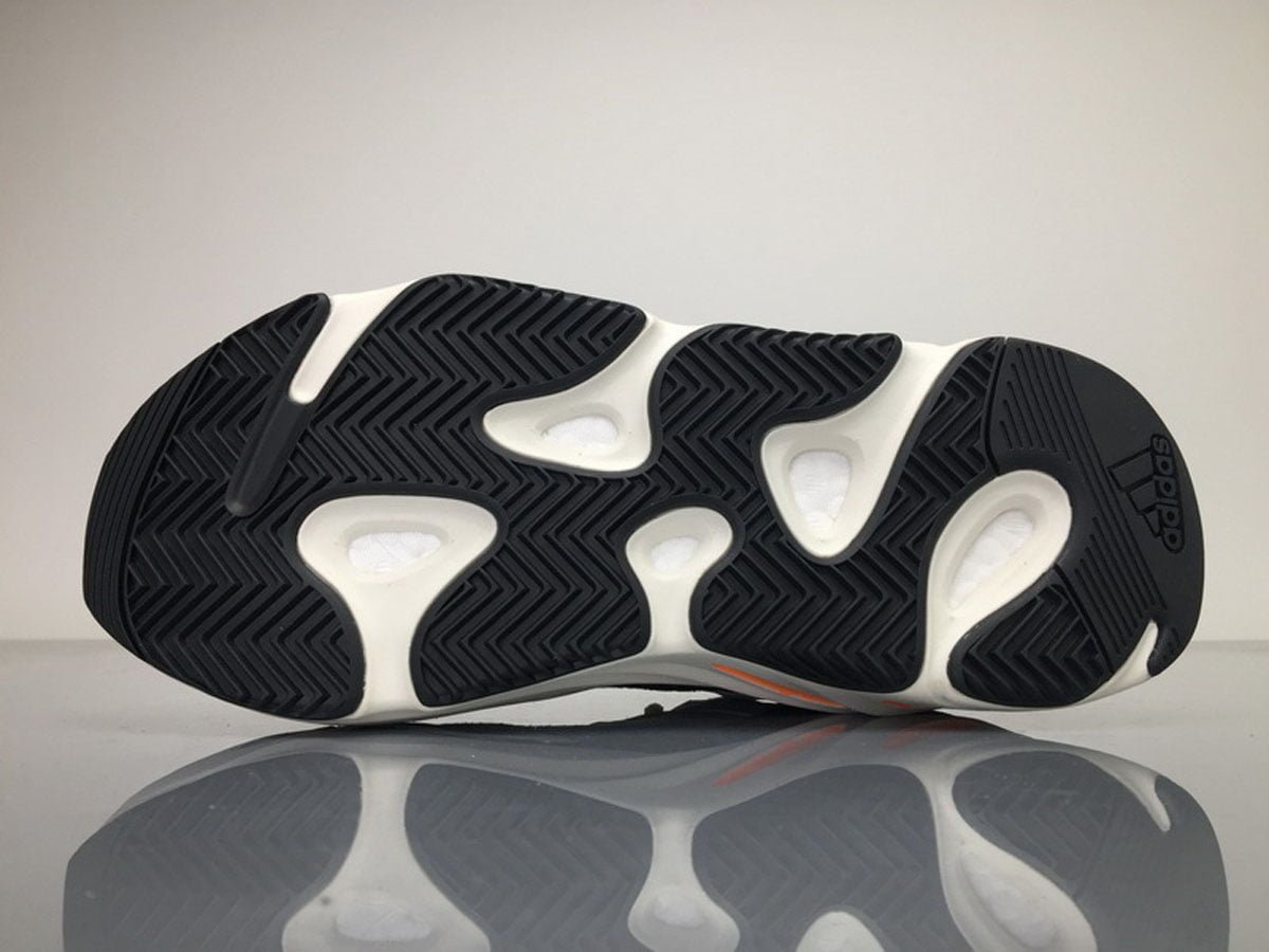 yeezy-boost-700-original-color-EF5RT-27