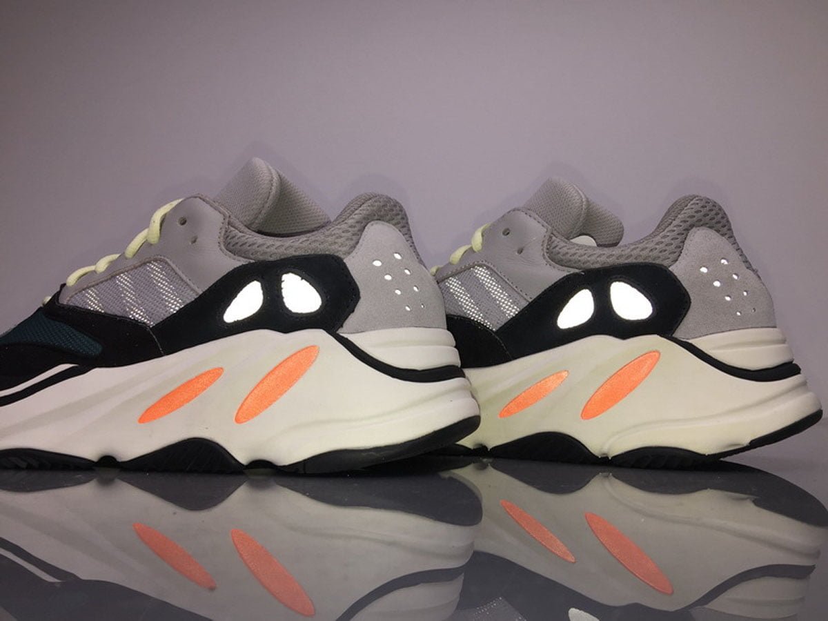 yeezy-boost-700-original-color-EF5RT-28