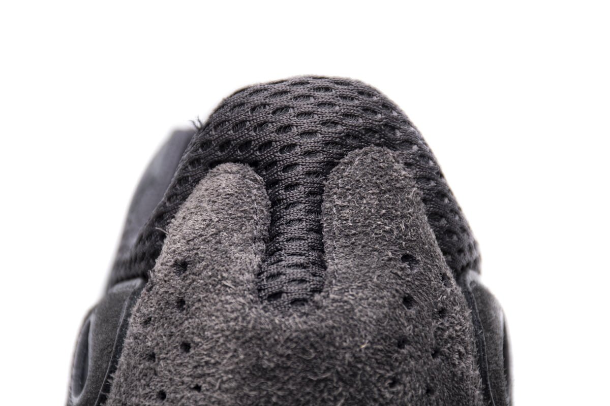 yeezy-boost-700-utility-black-ET5SP-14