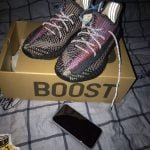 Yeezy Boost 350 V2 Yecheil-Reflective photo review