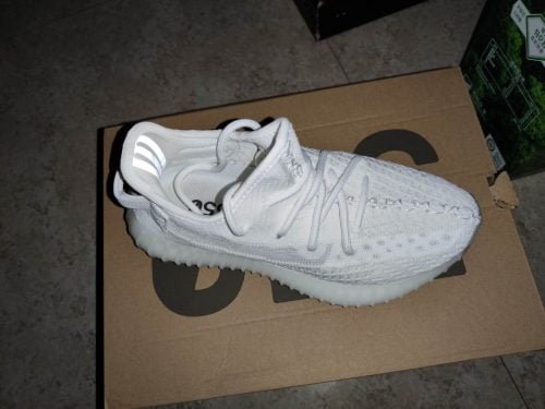 Yeezy  Boost 350 V2 Triple White photo review