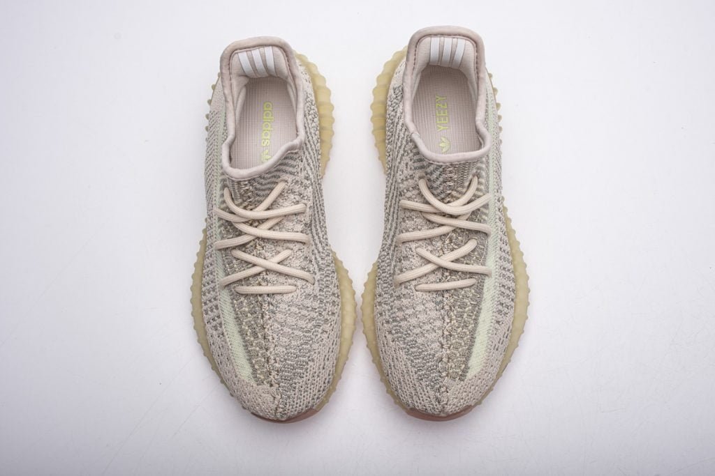 adidas-yeezy-350-boost-v2-citrin-reflective-AV3UY-11