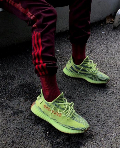 Yeezy  Boost 350 V2 Semi Frozen photo review