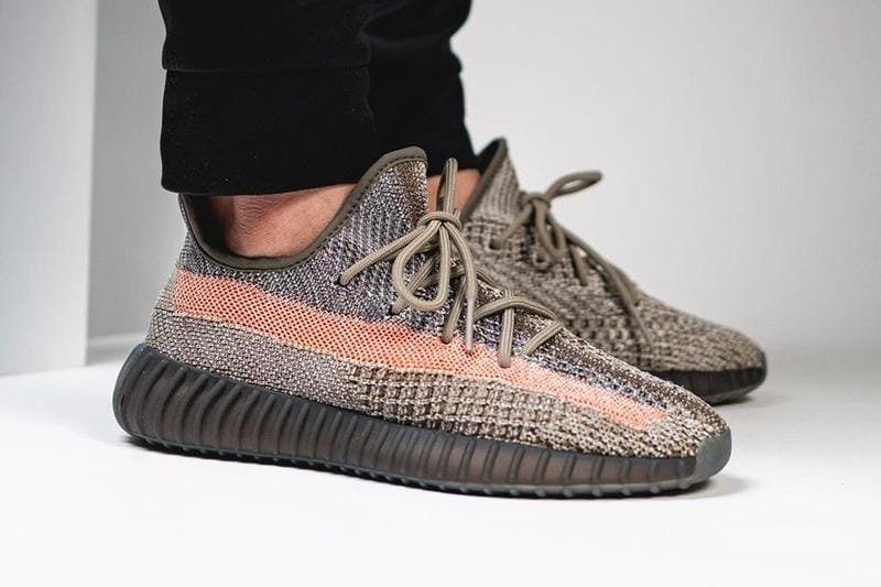 https___hypebeast.com_image_2020_12_adidas-yeezy-boost-350-v2-ash-stone-closer-look-release-info-gw0089-002