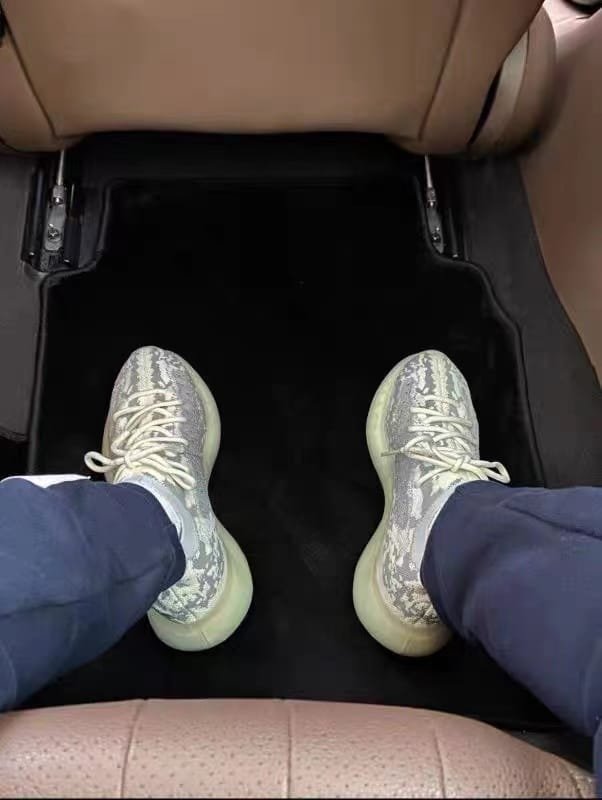 Yeezy Boost 380 Alien photo review
