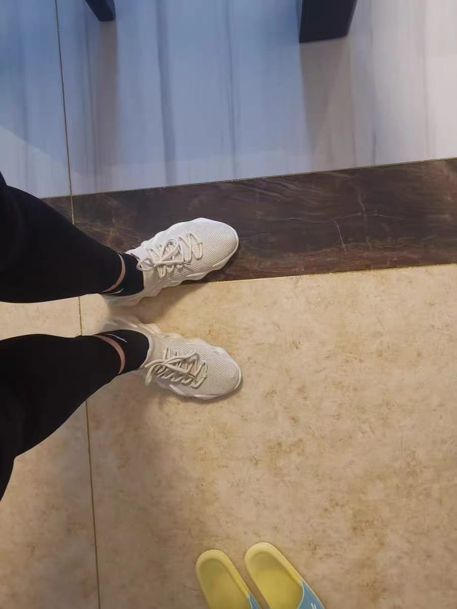 Yeezy 450 “Cloud White” photo review