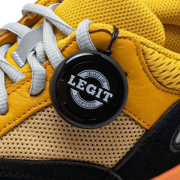 adidas-Yeezy-Boost-700-Sun-06-GZ6984