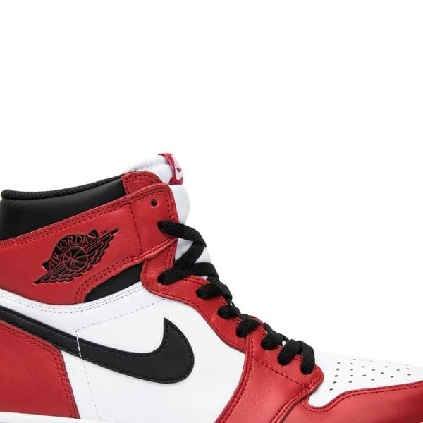 Air Jordan 1 Retro High OG Chicago 2015 5550 (1)