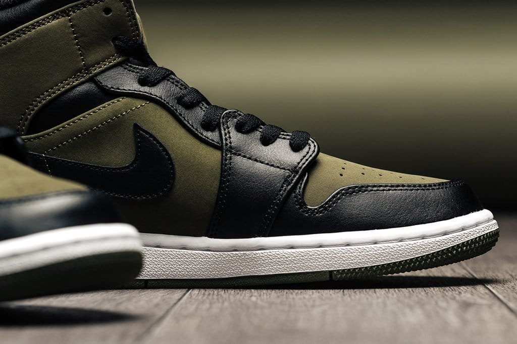 Air-Jordan-1-Mid-Olive-Canvas-
