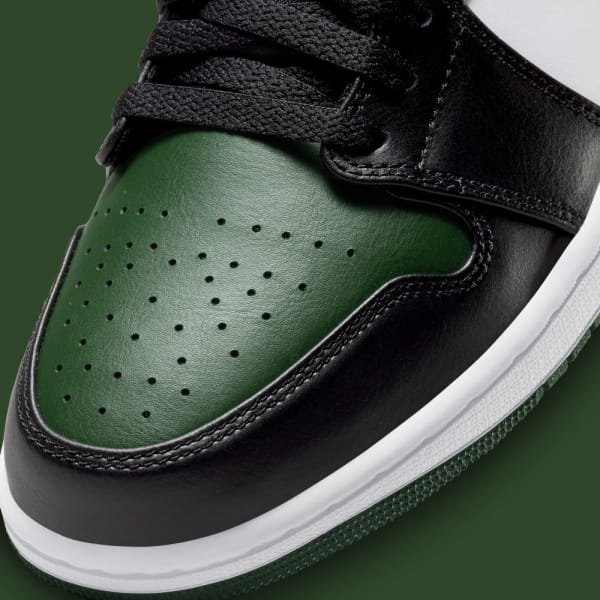Air-Jordan-1-Low-Green-Toe-Grailify-7