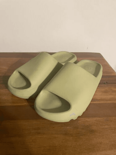 Yeezy Slides 'Resin' 2021 photo review