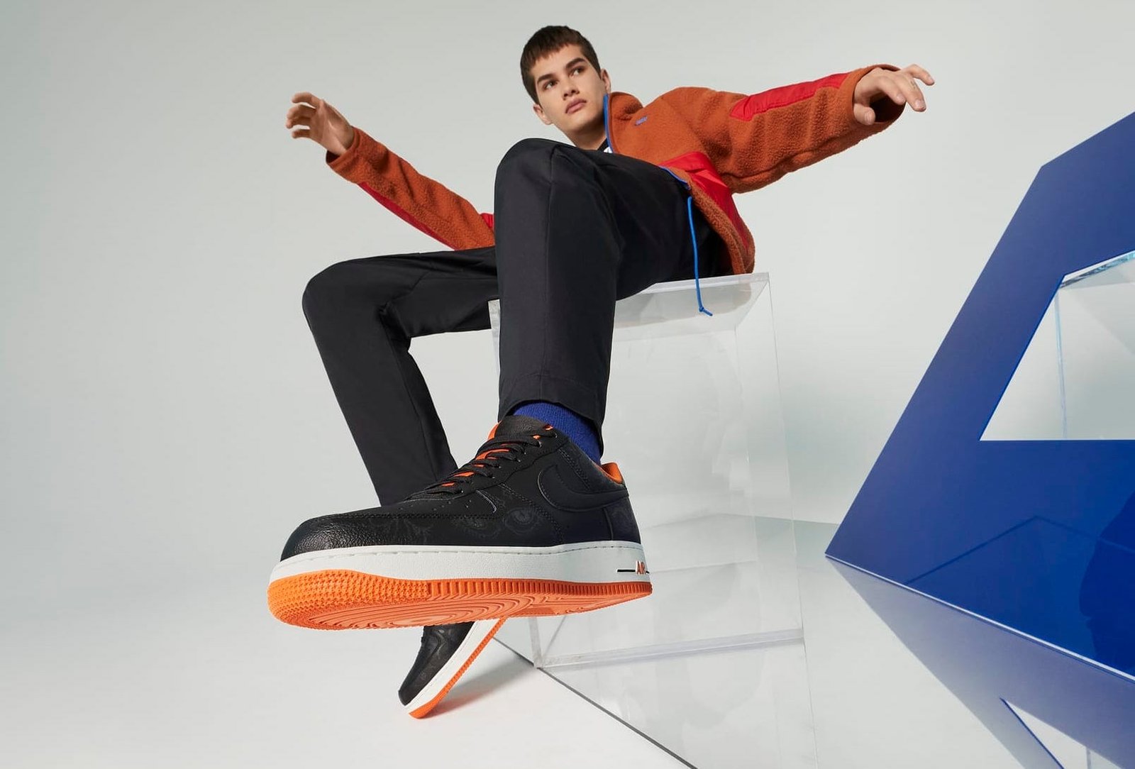 Nike-Air-Force-1-Low-Halloween-2021-DC8891-001-1