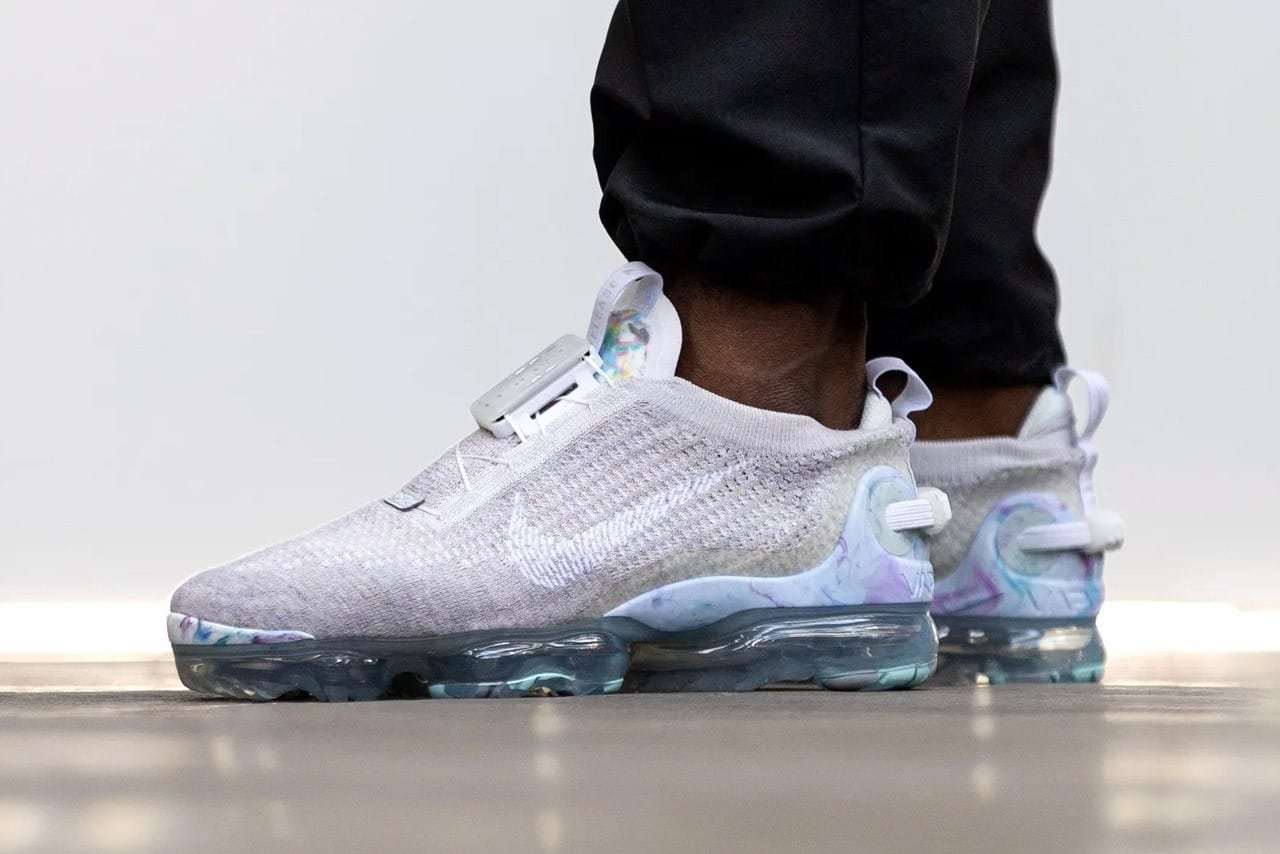 https___hypebeast.com_image_2020_07_nike-vapormax-2020-summit-white-cj6740-100-release-date-info-1