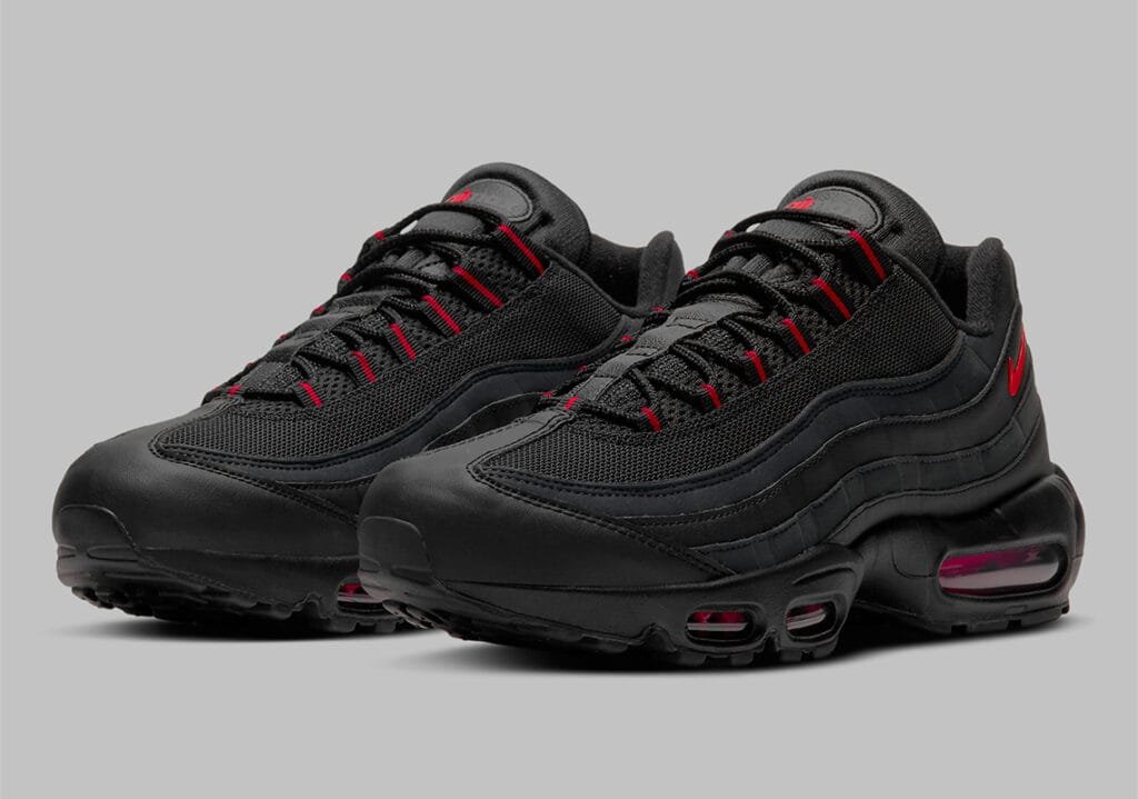 nike-air-max-95-black-reflective-DD7114-001-8-1024x719