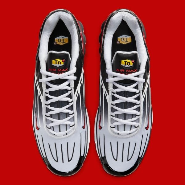 nike-air-max-plus-3-black-white-red-CD7005-004-3
