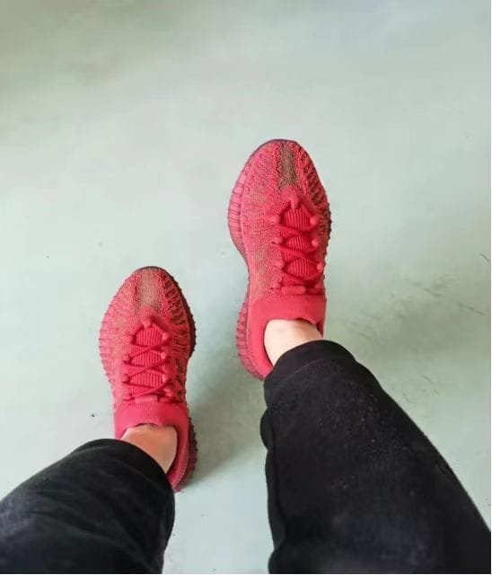 Yeezy Boost 350 V2 CMPCT Slate Red photo review