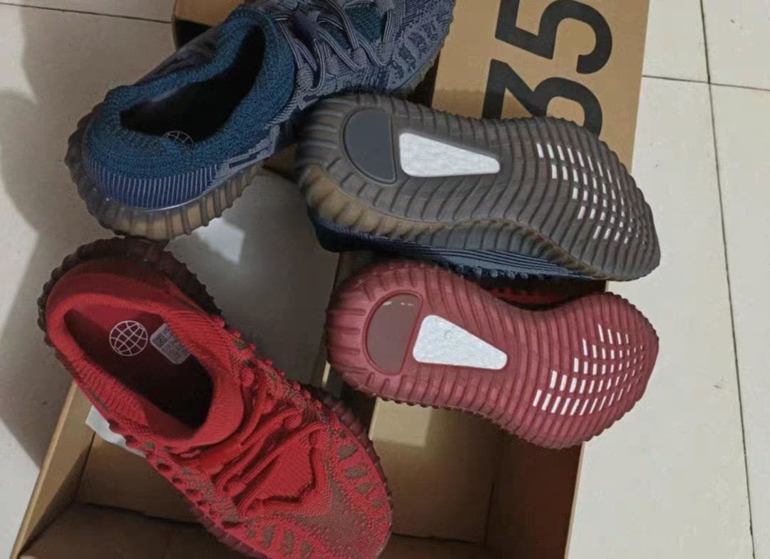 Yeezy Boost 350 V2 CMPCT Slate Deep Blue photo review