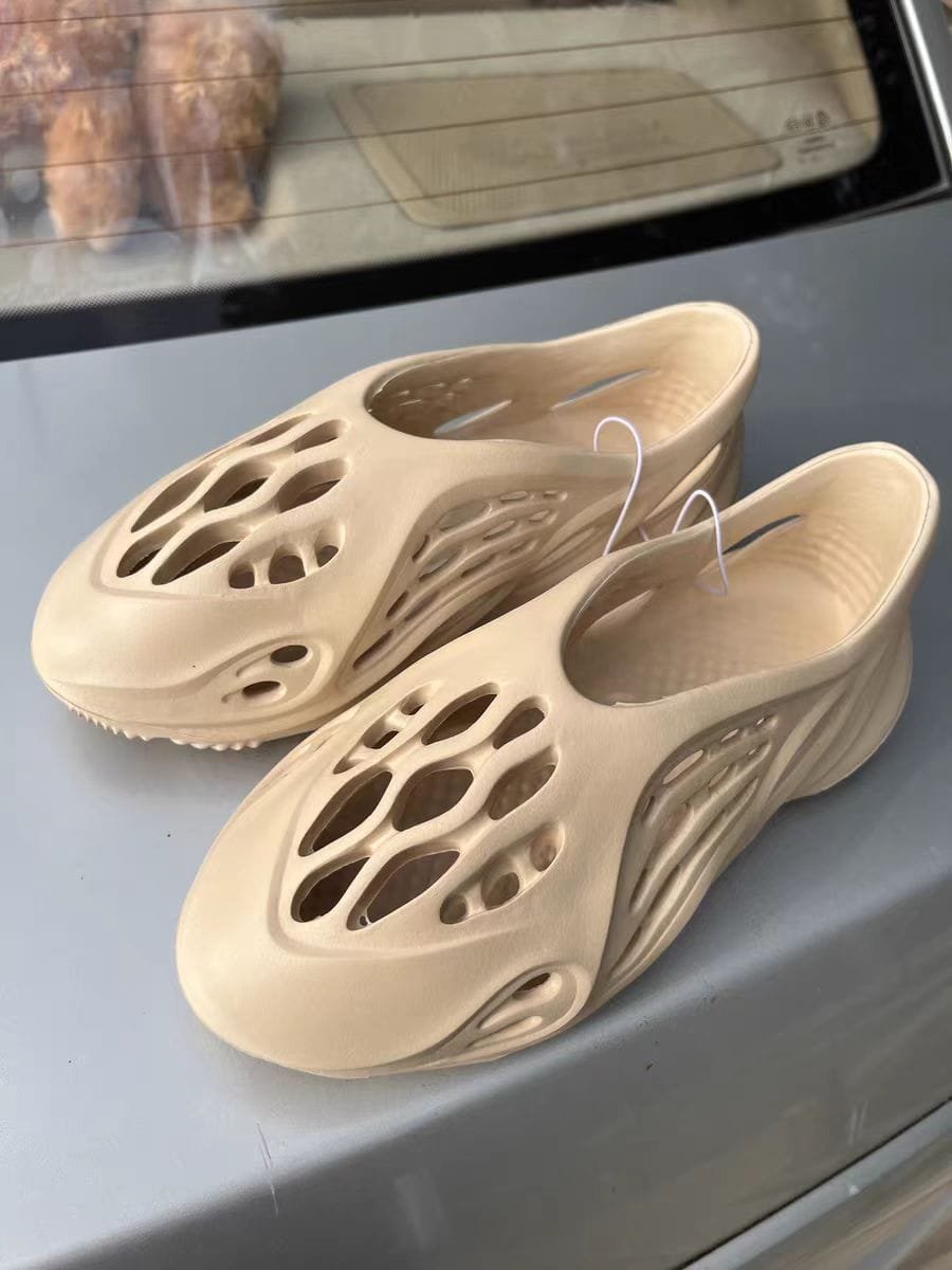 Yeezy Foam Runner Beige 2020 photo review